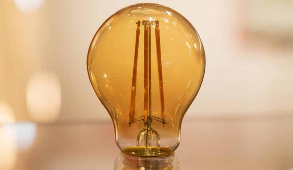 dining room light bulb wattage